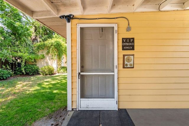 879 Pinner Pl., Myrtle Beach, SC 29577