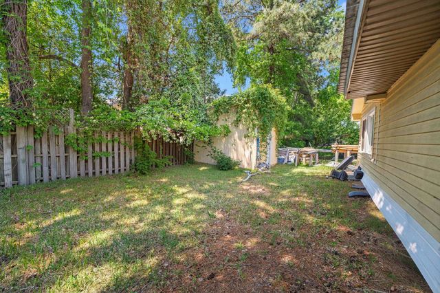 879 Pinner Pl., Myrtle Beach, SC 29577