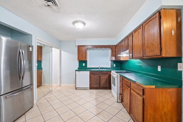 879 Pinner Pl., Myrtle Beach, SC 29577