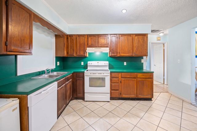 879 Pinner Pl., Myrtle Beach, SC 29577