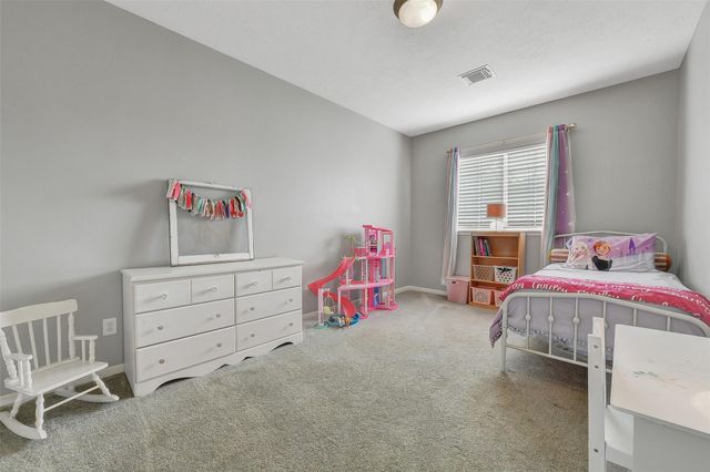 910 High Ridge Circle, Friendswood, TX 77546