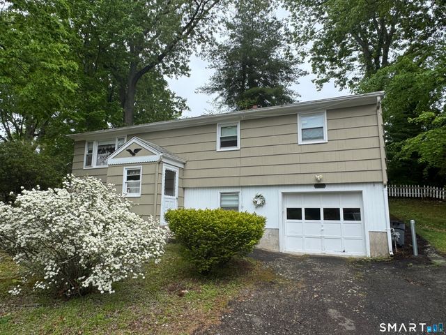 665 Bradley Street, East Haven, CT 06512