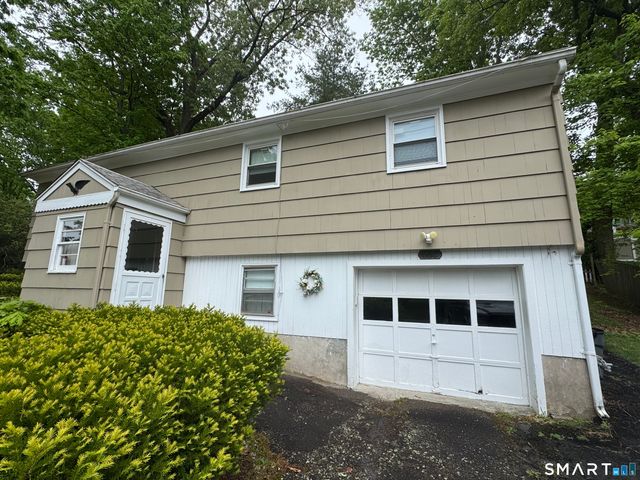665 Bradley Street, East Haven, CT 06512