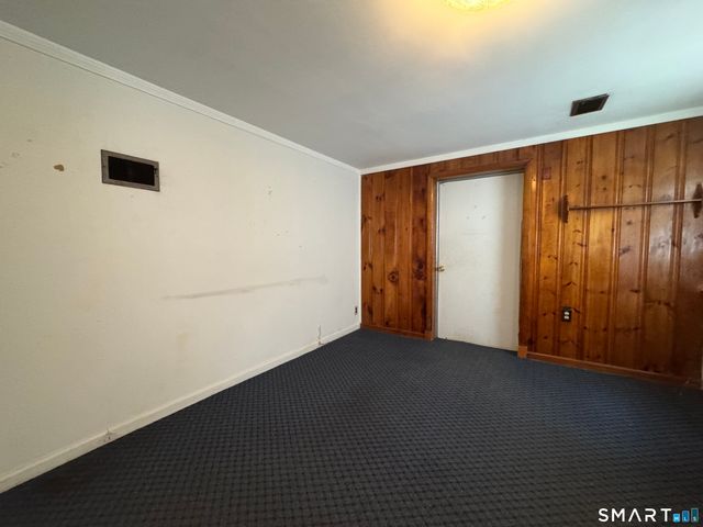 665 Bradley Street, East Haven, CT 06512