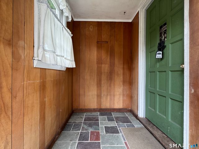 665 Bradley Street, East Haven, CT 06512