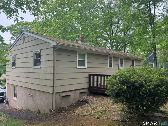 665 Bradley Street, East Haven, CT 06512