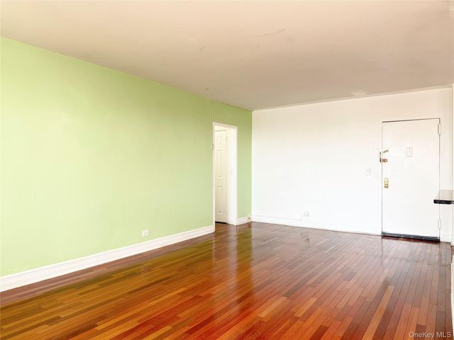 880 Boynton Avenue 9L, Bronx, NY 10473