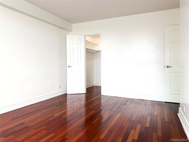 880 Boynton Avenue 9L, Bronx, NY 10473