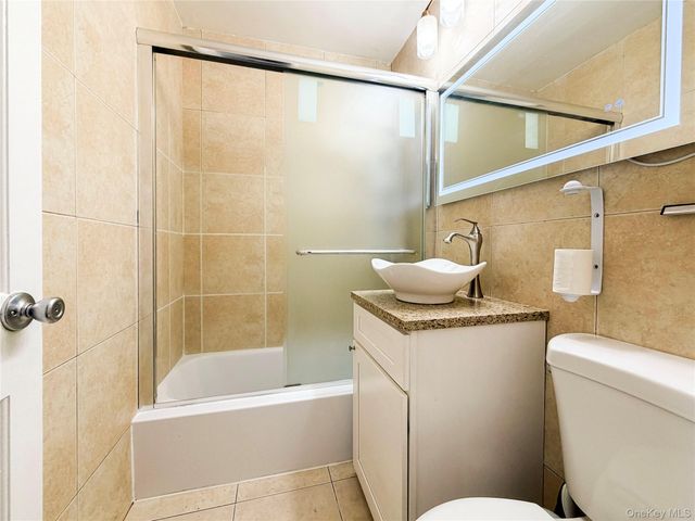 880 Boynton Avenue 9L, Bronx, NY 10473