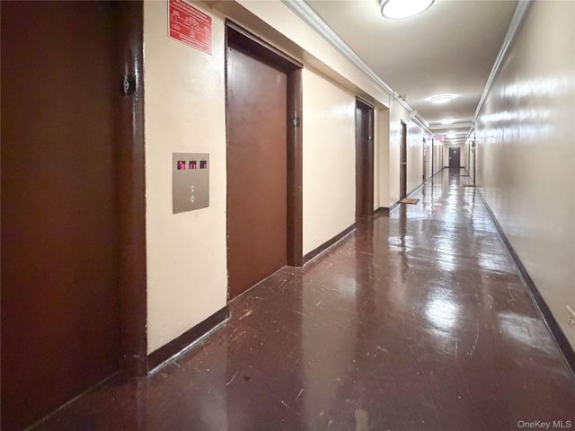 880 Boynton Avenue 9L, Bronx, NY 10473