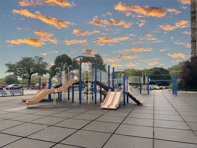 880 Boynton Avenue 9L, Bronx, NY 10473