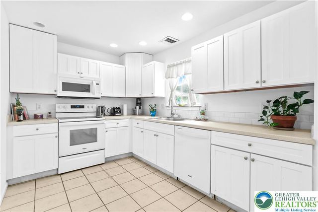 1311 West Lehigh Street, Bethlehem City, PA 18018
