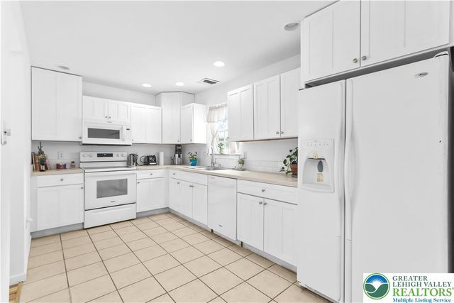 1311 West Lehigh Street, Bethlehem City, PA 18018