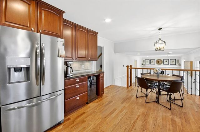 4979 Vernon Oaks Drive, Atlanta, GA 30338