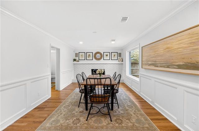 4979 Vernon Oaks Drive, Atlanta, GA 30338