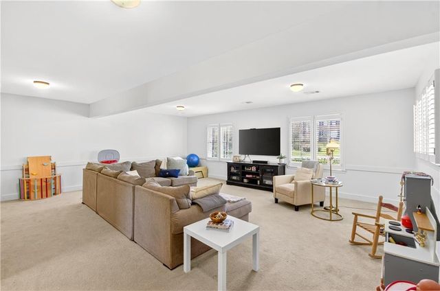 4979 Vernon Oaks Drive, Atlanta, GA 30338