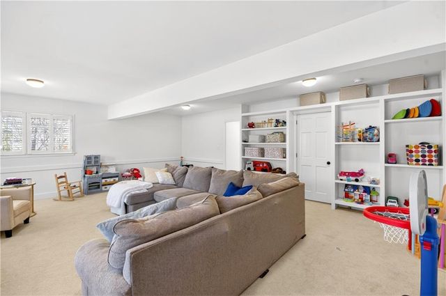 4979 Vernon Oaks Drive, Atlanta, GA 30338