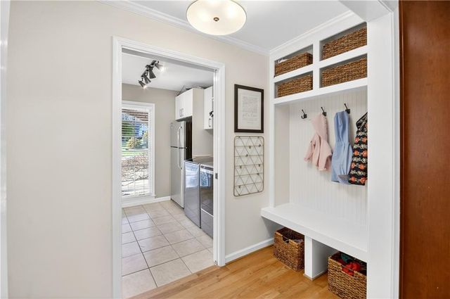 4979 Vernon Oaks Drive, Atlanta, GA 30338