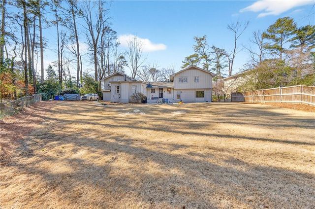 4979 Vernon Oaks Drive, Atlanta, GA 30338