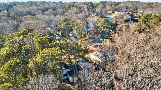 4979 Vernon Oaks Drive, Atlanta, GA 30338