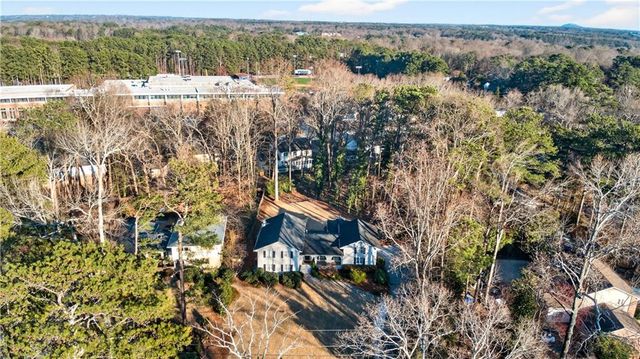 4979 Vernon Oaks Drive, Atlanta, GA 30338