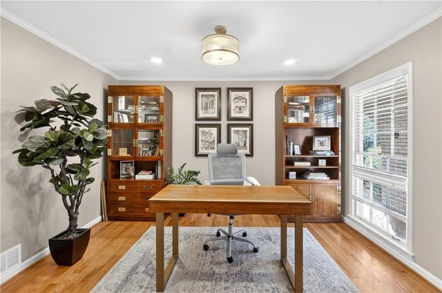 4979 Vernon Oaks Drive, Atlanta, GA 30338