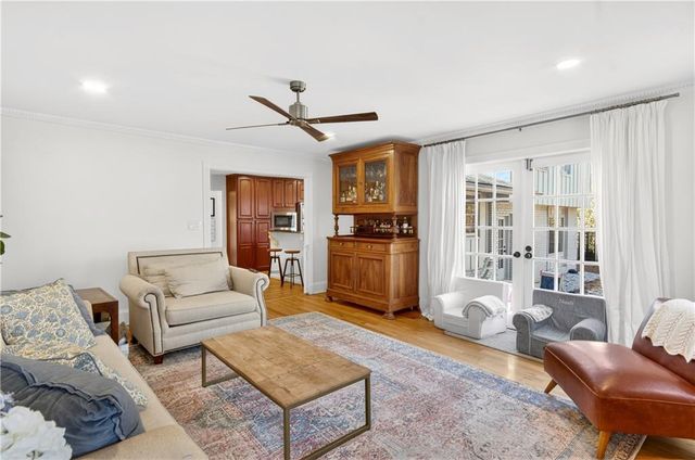 4979 Vernon Oaks Drive, Atlanta, GA 30338