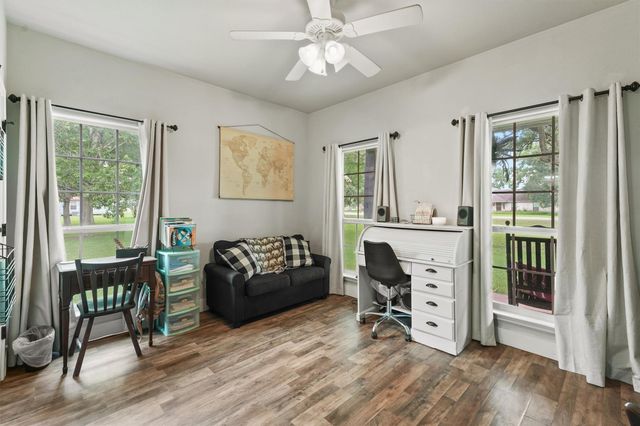 12373 Mccall Rd Road, Hamshire, TX 77622