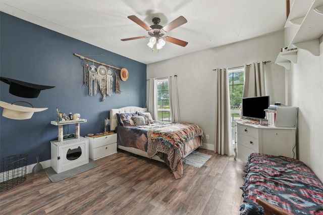 12373 Mccall Rd Road, Hamshire, TX 77622