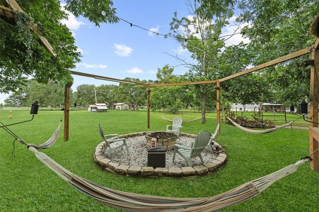 12373 Mccall Rd Road, Hamshire, TX 77622