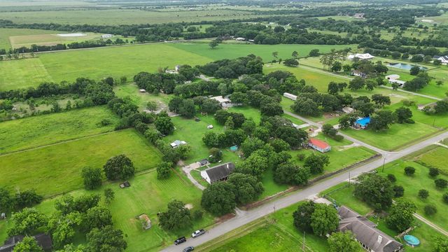 12373 Mccall Rd Road, Hamshire, TX 77622