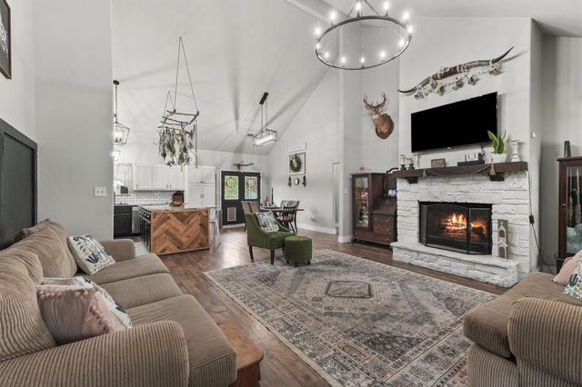 12373 Mccall Rd Road, Hamshire, TX 77622
