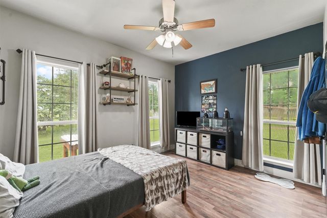 12373 Mccall Rd Road, Hamshire, TX 77622