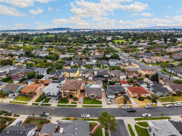 3926 Centralia, Lakewood, CA 90712