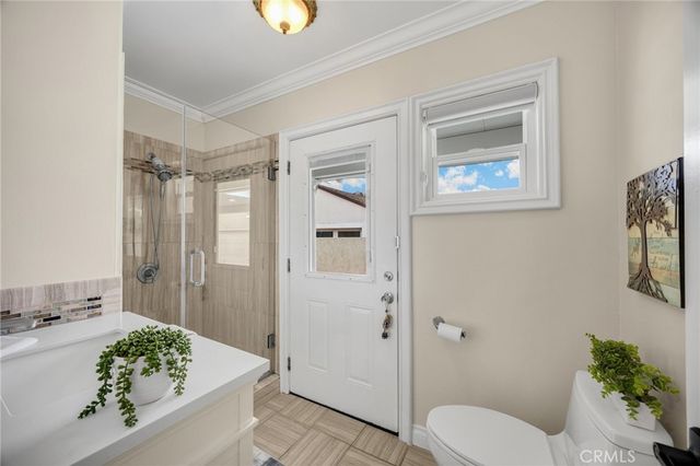 3926 Centralia, Lakewood, CA 90712