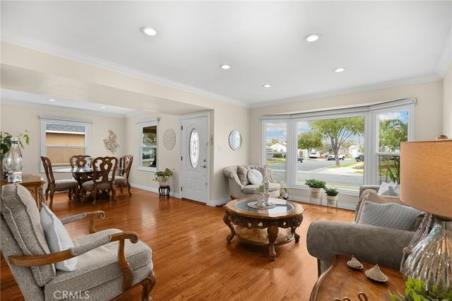 3926 Centralia, Lakewood, CA 90712