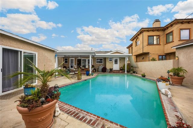 3926 Centralia, Lakewood, CA 90712