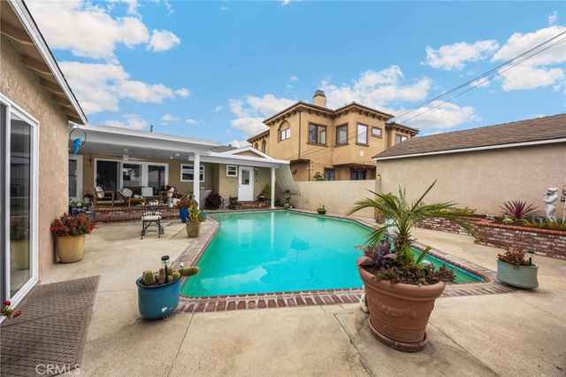 3926 Centralia, Lakewood, CA 90712