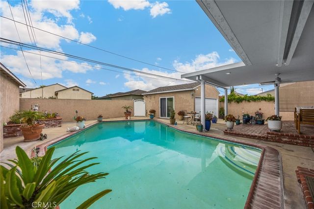 3926 Centralia, Lakewood, CA 90712