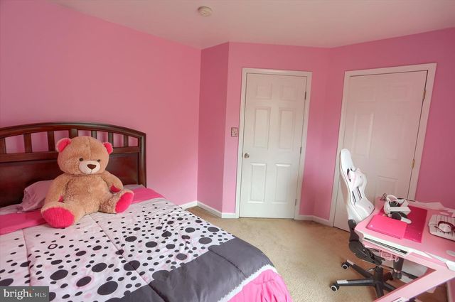 414 FLAGSTONE CIR, Coatesville, PA 19320
