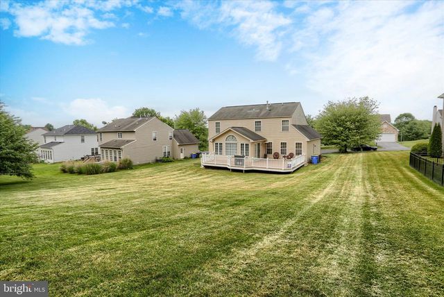 414 FLAGSTONE CIR, Coatesville, PA 19320