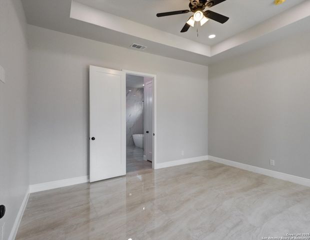 15609 Fox Lane, Selma, TX 78154