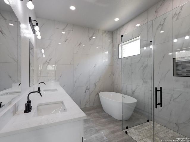 15609 Fox Lane, Selma, TX 78154