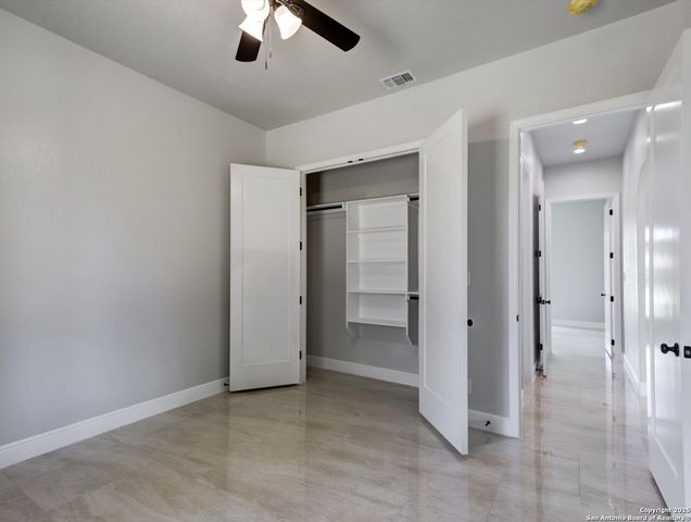 15609 Fox Lane, Selma, TX 78154