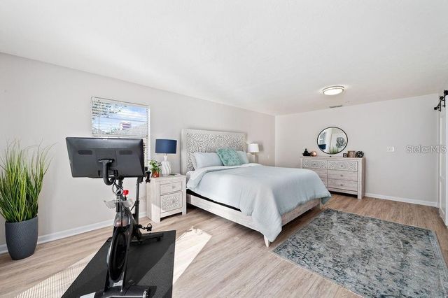 2676 MARTIN STREET, Sarasota, FL 34237