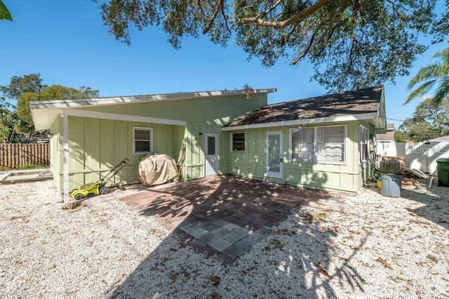 2676 MARTIN STREET, Sarasota, FL 34237