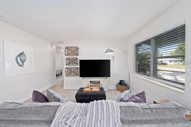 2676 MARTIN STREET, Sarasota, FL 34237