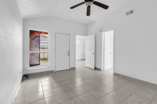 7227 Greenyard Drive, Houston, TX 77086