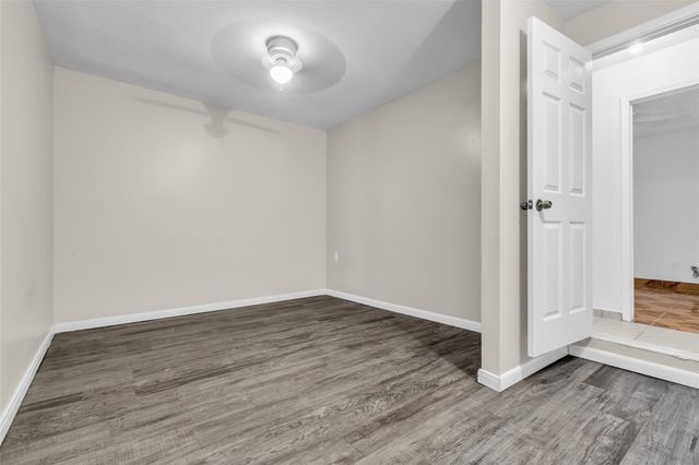 7227 Greenyard Drive, Houston, TX 77086