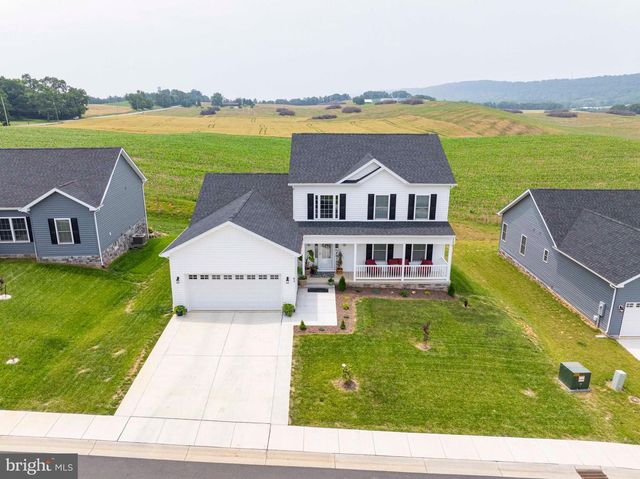 93 ORPINGTON DR, Martinsburg, WV 25403